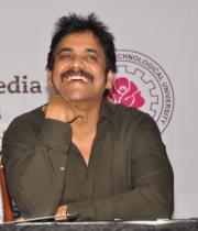 nagarjuna-at-jntu-media-16