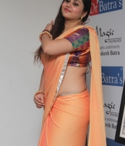 426_19_namitha-at-dr-batra-photography-exhibition-launch-19