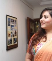 426_4_namitha-at-dr-batra-photography-exhibition-launch-4