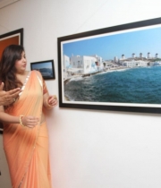 426_5_namitha-at-dr-batra-photography-exhibition-launch-5