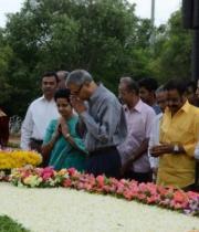 nandamuri-family-at-ntr-ghat-photostills-gallery-3_s_814