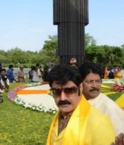 nandamuri-family-at-ntr-ghat-photostills-gallery-4_s_118