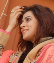 nanditha-guptha-new-photo-stills-4