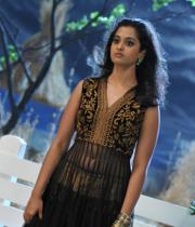 nanditha-stills-from-prema-katha-chitram-08