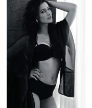 nargis-fakhri-hot-photoshoot-for-maxim-_6_