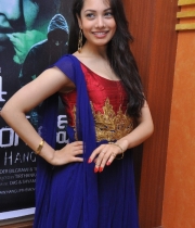 natalie-rout-new-photos-at-hang-up-press-meet-9