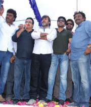 naayak-movie-team-at-success-tour-12
