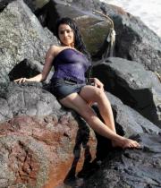 nikita-rawal-hot-photos-06