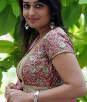 nikitha-thukral-latest-hot-images-04