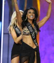 nina-davuluri-dance-photos-in-miss-new-york-event-7