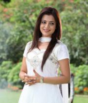 nisha-agarwal-new-photo-stills-34