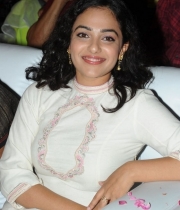 nithya-menen-photos-11