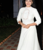 nithya-menen-photos-6