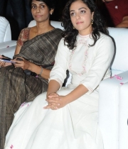 nithya-menen-photos-8