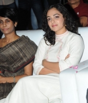 nithya-menen-photos-9