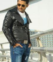 gunde-jaari-gallanthayyinde-stills-01