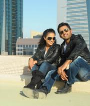 gunde-jaari-gallanthayyinde-stills-04
