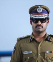 ntr-baadshah-police-getup-6