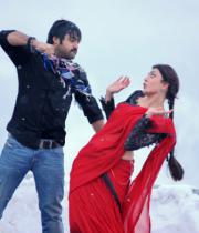 ntr-kajal-stills-from-baadshah-02