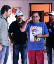 ntr-kajal-stills-from-baadshah-07