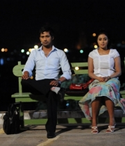 421_6_nuvvala-nenila-movie-stills-6