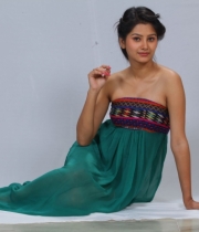 oh-cheliya-naa-priya-sakiya-movie-stills-86