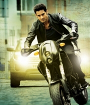 1-nenokkadine-movie-stills-and-wallpapers-11