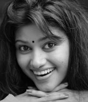 oviya-hot-photos-08