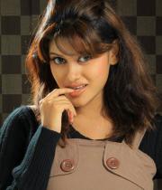 oviya-hot-photos-21