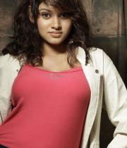 oviya-hot-photos-25