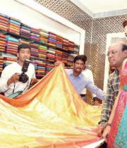 parvathy-omanakuttan-launches-womans-world-photos10