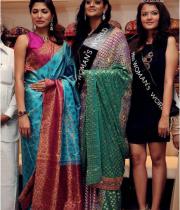 parvathy-omanakuttan-launches-womans-world-photos114