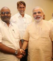 narendra_modi_with_tollywood_celebs-2_0