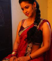pooja-hot-saree-photos-15