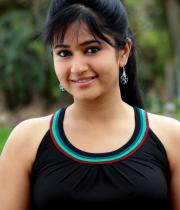 poonam-bajwa-in-manthrikan-movie-stills-10