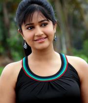 poonam-bajwa-in-manthrikan-movie-stills-12