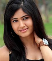 poonam-bajwa-in-manthrikan-movie-stills-19