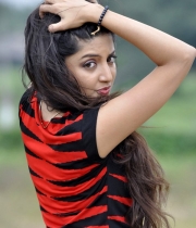 poonam-kaur-stills-101378988687