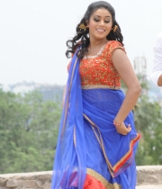 425_10_poorna-photos-from-nuvvala-nenila-movie-10