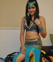 potugadu-movie-heroine-sakshi-chowdary-photos-11