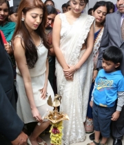 pranitha-and-nikitha-launch-homeo-trends-super-speciality-hospital-3