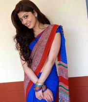 pranitha-latest-hot-photos-in-saree-13