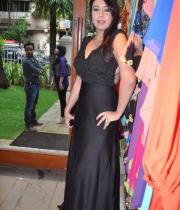 Preeti Jhangiani Hot in Spicy Photoshoot