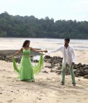 priya-anand-hot-in-ethir-neechal-02