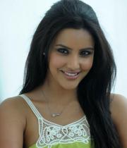 priya-anand-latest-photostills-gallery-6_s_206