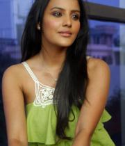 priya-anand-latest-photostills-gallery-9_s_968