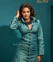 priyamani-poses-for-star-style-photos-6