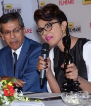 priyanka-chopra-photos-at-59th-idea-filmfare-awards-2013-22