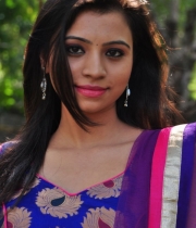 priyanka-new-hot-stills-110