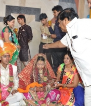 producer-paras-jain-daughter-wedding-photos-1
